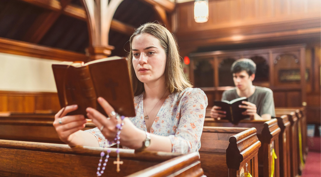 people reading bible to do prayers for strength